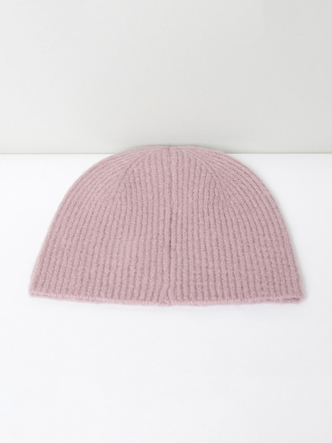 

max Women Mauve Solid Beanie