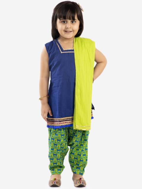 

KID1 Girls Blue & Green Solid Kurti with Salwar & Dupatta