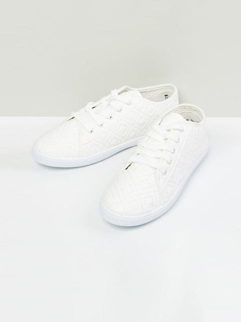 

max Women White Textured Sneakers