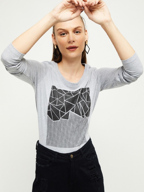 

max Women Grey Printed Round Neck T-shirt