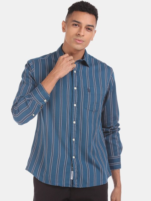 

U.S. Polo Assn. Men Teal Regular Fit Striped Casual Shirt