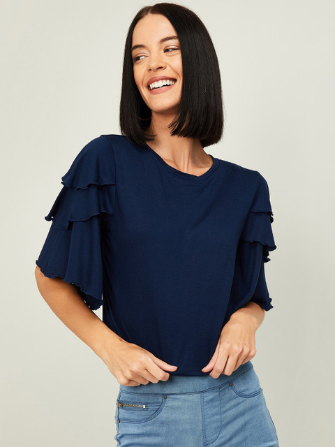 

Ginger by Lifestyle Women Blue Solid Knitted Top