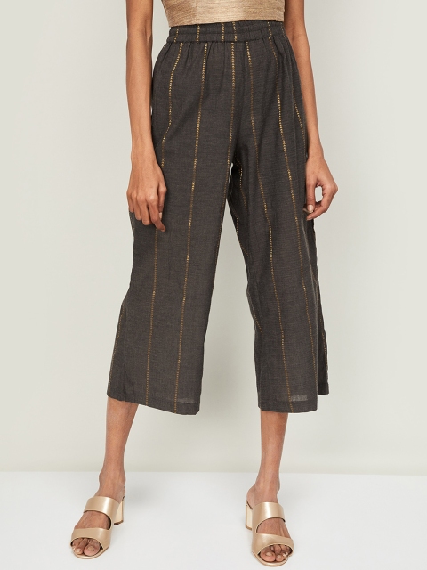 

Melange by Lifestyle Women Grey & Gold-Coloured Regular Fit Striped Culottes