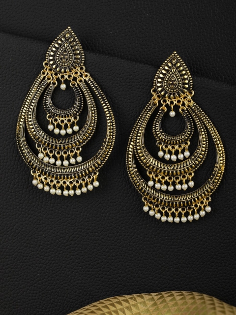 

Priyaasi Gold-Plated Contemporary Chandbalis