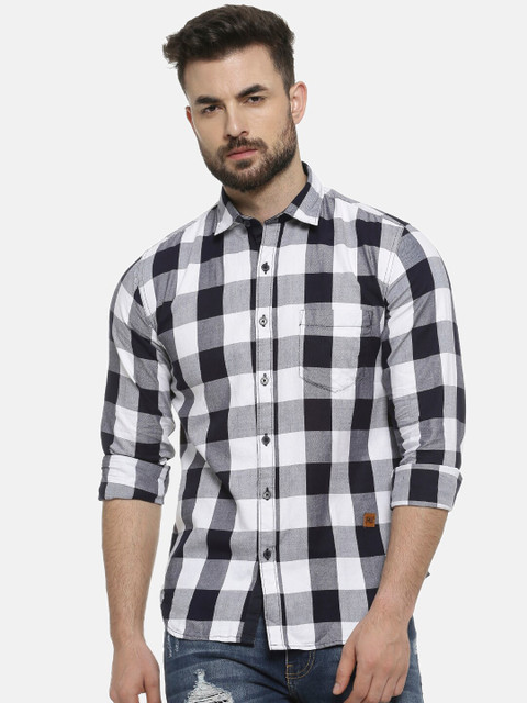 

Campus Sutra Men White & Black Regular Fit Checked Casual Shirt