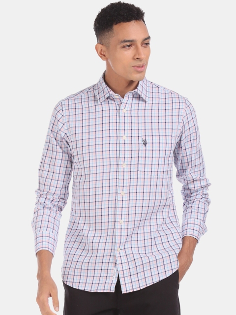 

U.S. Polo Assn. Men Pink Regular Fit Checked Casual Shirt