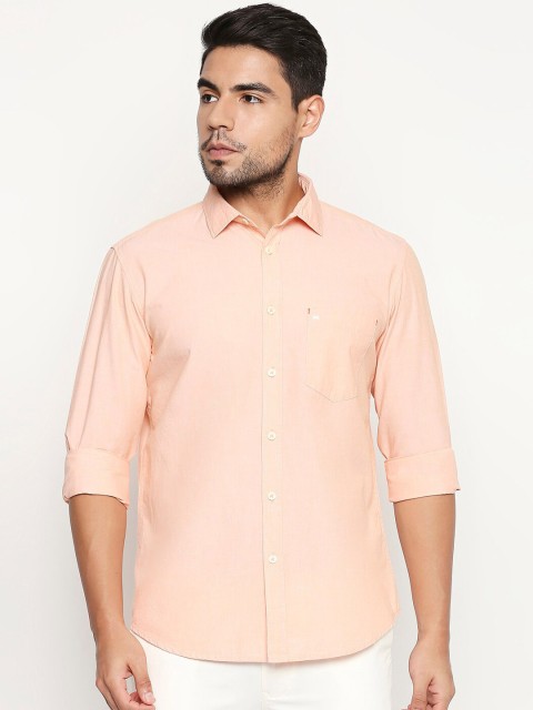 

Basics Men Peach-Coloured Slim Fit Solid Casual Shirt