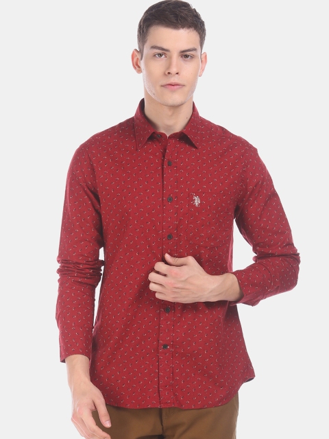 

U.S. Polo Assn. Men Red & Beige Regular Fit Printed Casual Shirt