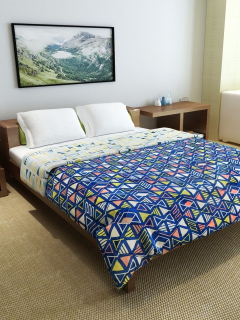 

Divine Casa Blue & Green Geometric Mild Winter 150 GSM Double Bed Comforter
