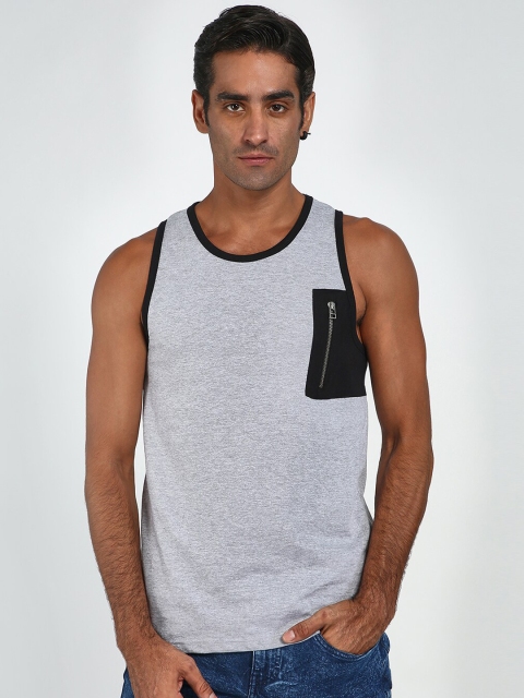 

Blue Saint Men Grey Melange & Black Colourblocked Round Neck T-shirt