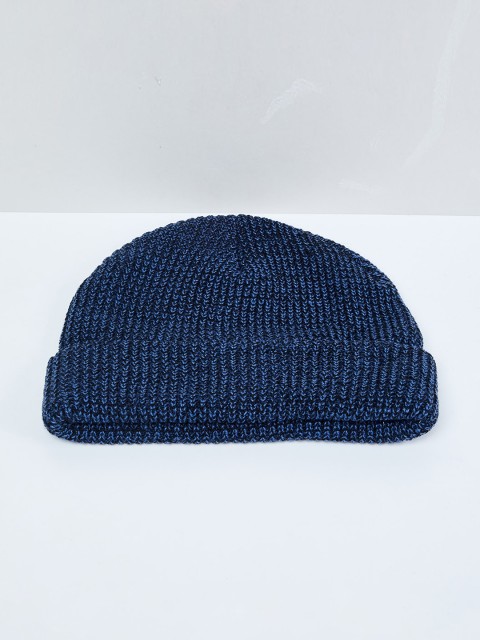 

max Men Navy Blue Solid Beanie