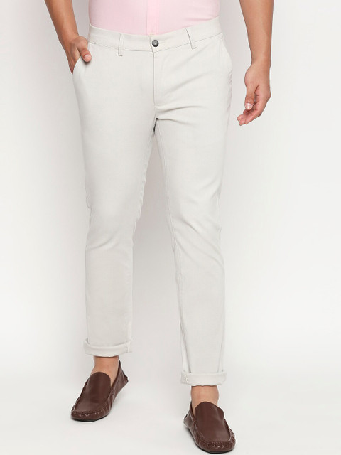 

Basics Men Grey Tapered Fit Solid Chinos