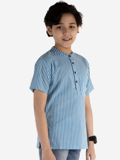 

Lil Peacock Boys Blue Striped Straight Kurta
