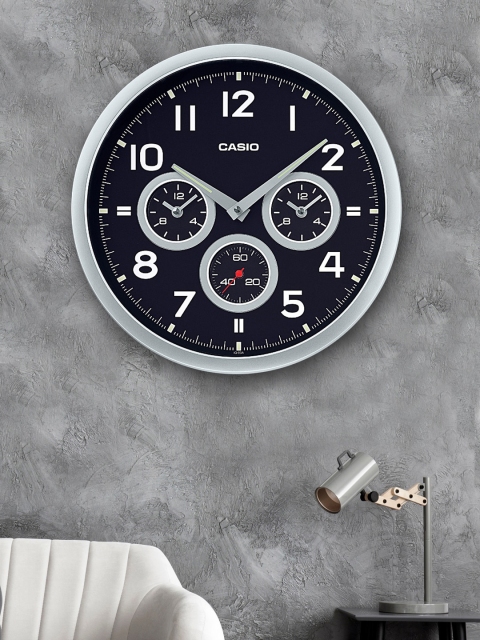 

CASIO Black & White Round Solid 35 cm Analogue Wall Clock