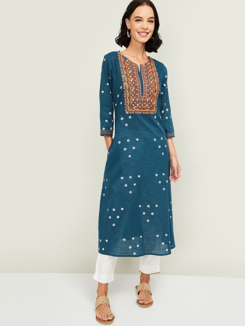 

Melange by Lifestyle Women Teal Blue & White Printed Embroidered Straight Kurta