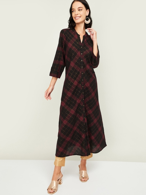 

Melange by Lifestyle Women Black & Burgundy Checked A-Line Kurta