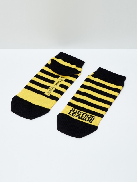 

max Boys Yellow & Black Striped Ankle-Length Socks