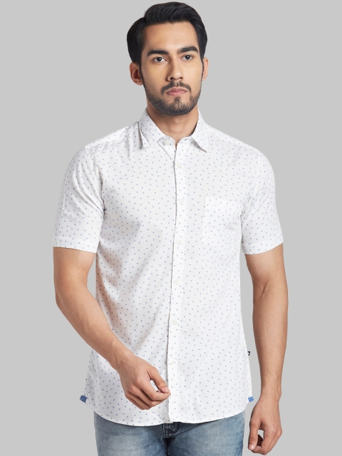 

Parx Men White & Blue Slim Fit Printed Casual Shirt