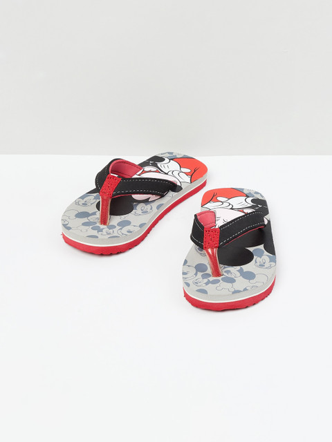 

max Boys Black & Red Printed Thong Flip-Flops