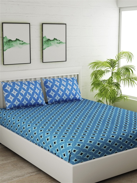 

Salona Bichona Blue Geometric 144 TC Cotton 1 Queen Bedsheet with 2 Pillow Covers