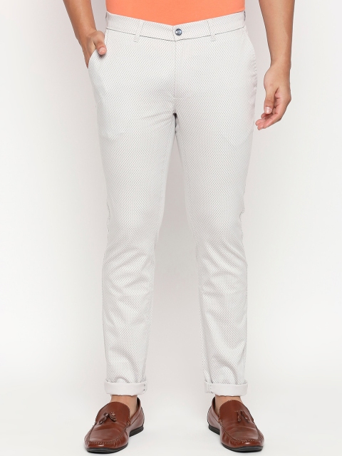 

Basics Men Grey Tapered Fit Printed Chinos