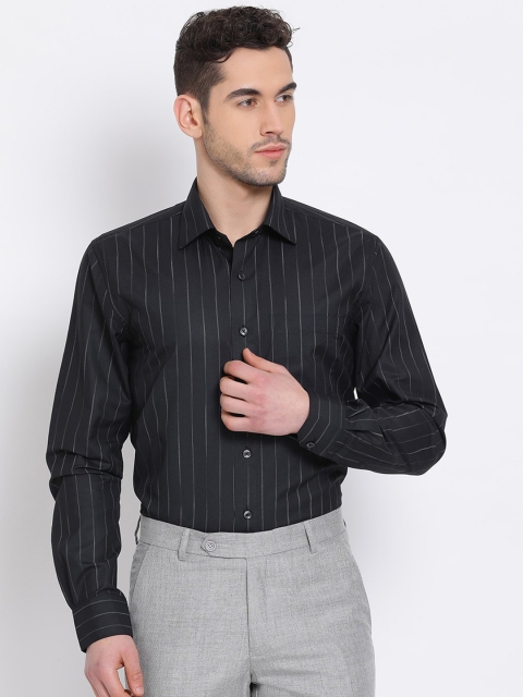

COBB Men Black & White Regular Fit Striped Formal Shirt