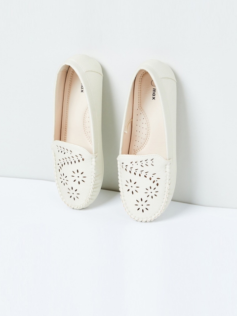 

max Girls Beige Solid PU Ballerinas