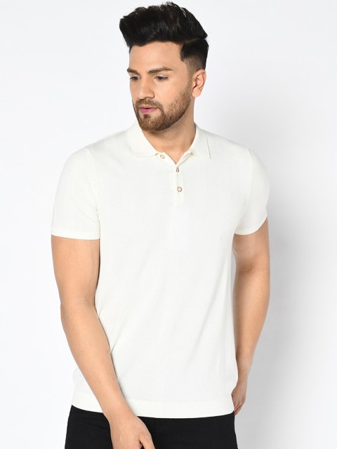 

Blackberrys Men Off-White Solid Polo Collar T-shirt