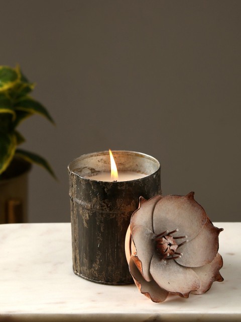 

Amoliconcepts Grey & Brown Glass Pillar Candle Holder With Flower Design Lid