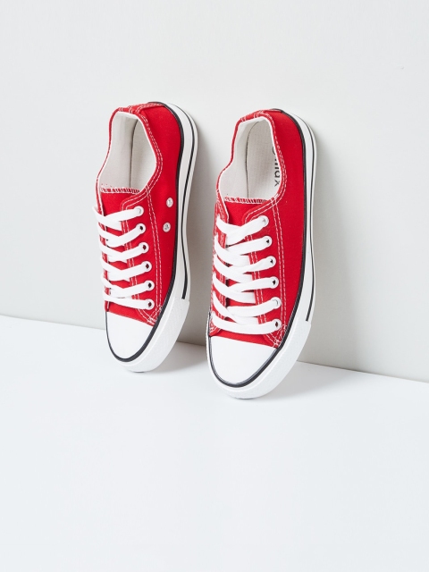 

max Boys Red Slip-on Sneakers