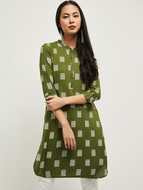 

Max Women Green & Off White Rolled-Up Sleeve kurta