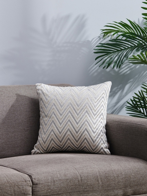 

Pure Home and Living Silver-Toned & White Set of Single Geometric Square Cushion Covers