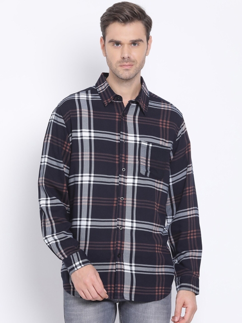 

Oxolloxo Men Black Regular Fit Checked Casual Shirt