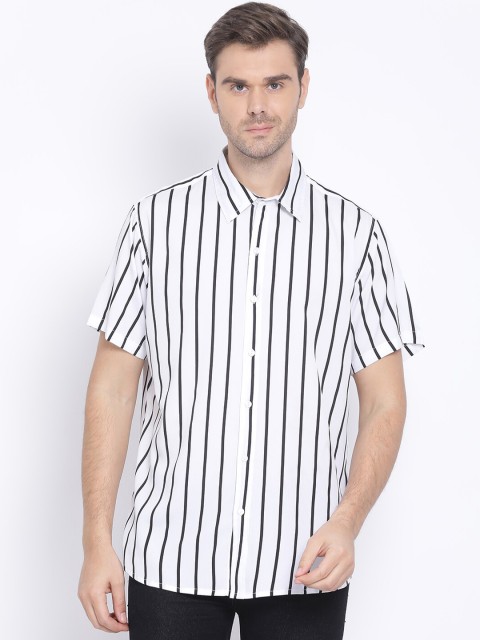 

Oxolloxo Men White & Black Regular Fit Striped Casual Shirt