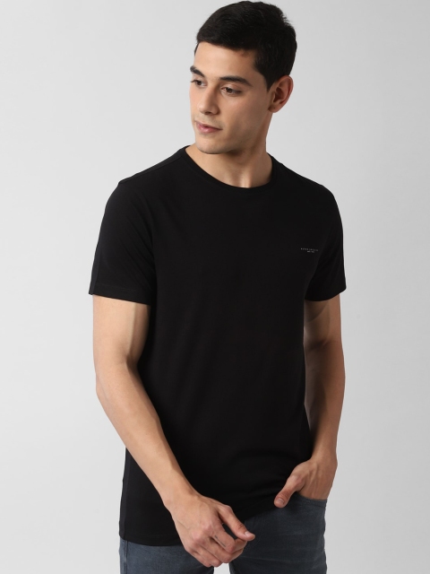 

Peter England Casuals Men Black Solid Round Neck T-shirt