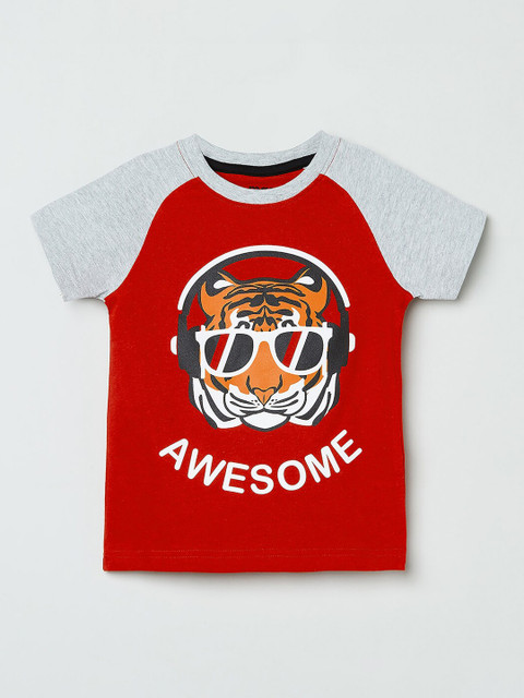 

max Boys Red Printed Round Neck Cotton T-shirt