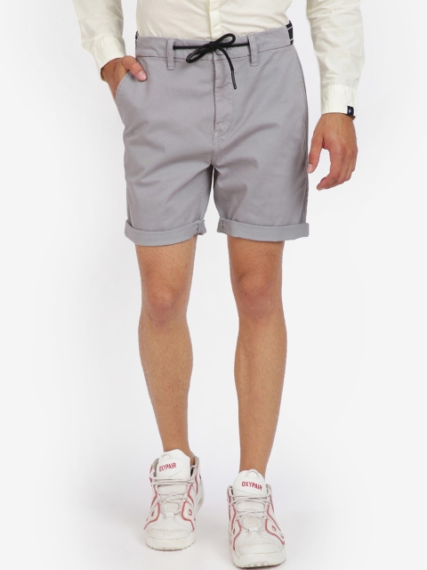 

Breakbounce Men Grey Solid Slim Fit Regular Shorts