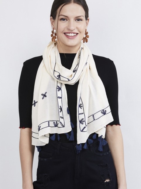 

max Women Off-White & Navy Blue Embroidered Scarf
