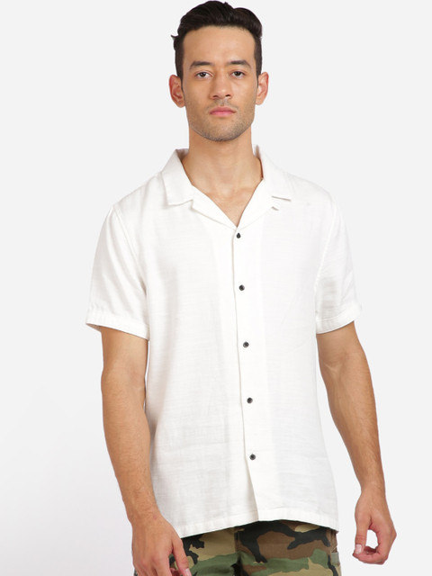 

Breakbounce Men White Regular Fit Solid Casual Shirt
