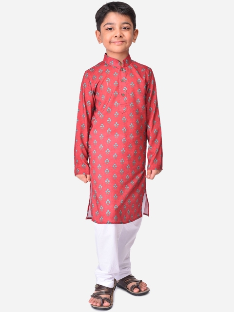 

NAMASKAR Boys Maroon Kurta Churidar Set
