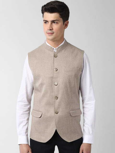

Peter England Beige Solid Waistcoat