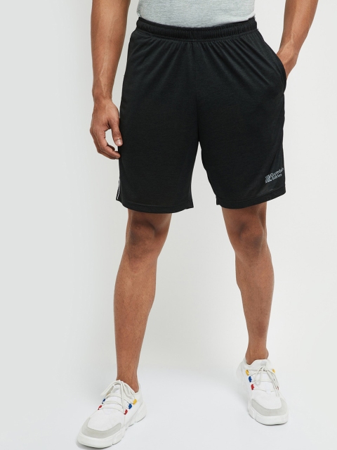 

max Men Black Solid Regular Fit Sports Shorts