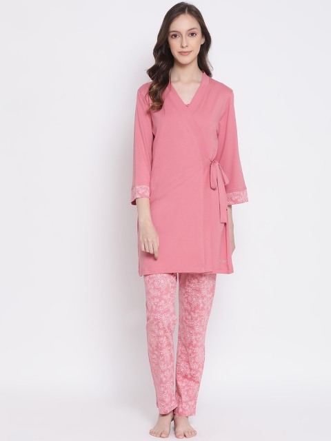 

Kanvin Women Pink & White Set of 3 Printed Night Suit