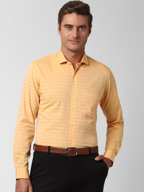 

Peter England Men Yellow Slim Fit Checked Formal Shirt