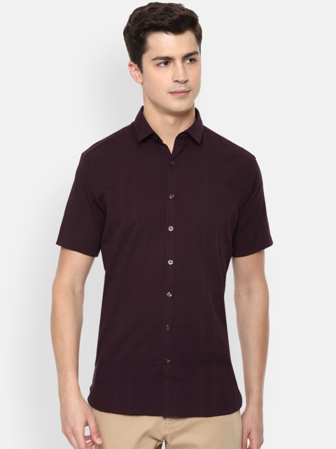 

V Dot Men Purple Slim Fit Striped Casual Shirt