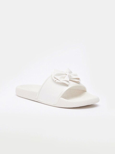 

shoexpress Girls White Solid Open Toe Flats