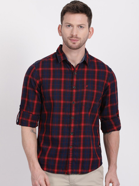 

t-base Men Navy Blue & Red Slim Fit Checked Cotton Casual Shirt