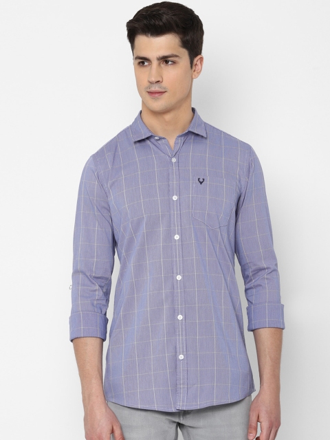 

Solly Jeans Co. Men Blue Regular Fit Checked Casual Shirt