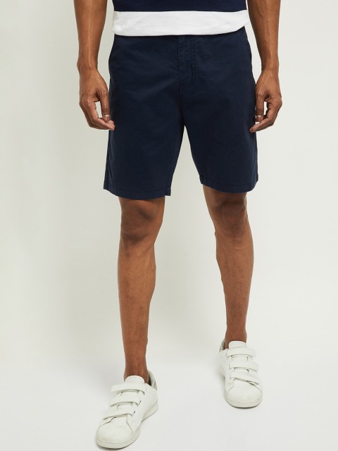 

max Men Navy Blue Solid Slim Fit Regular Shorts