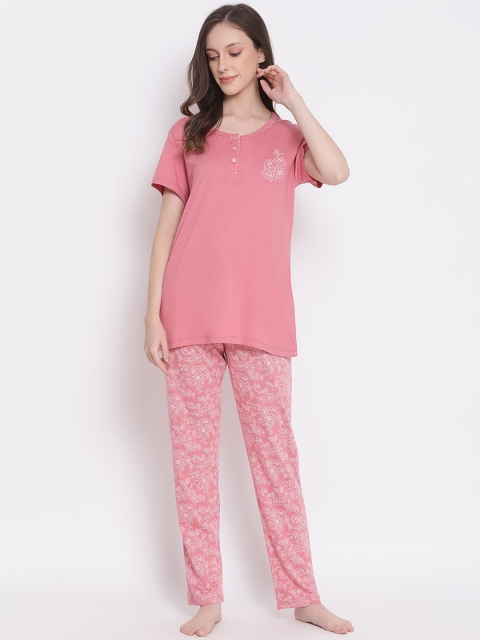 

Kanvin Women Pink & White Night Suit